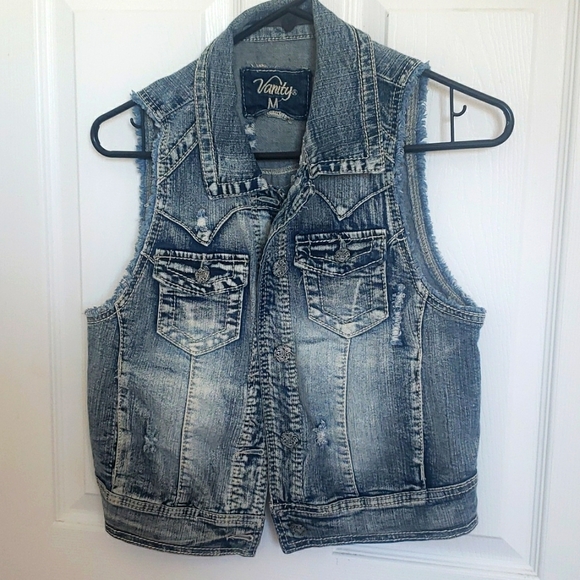 Jean jacket - sleeveless - Picture 1 of 3